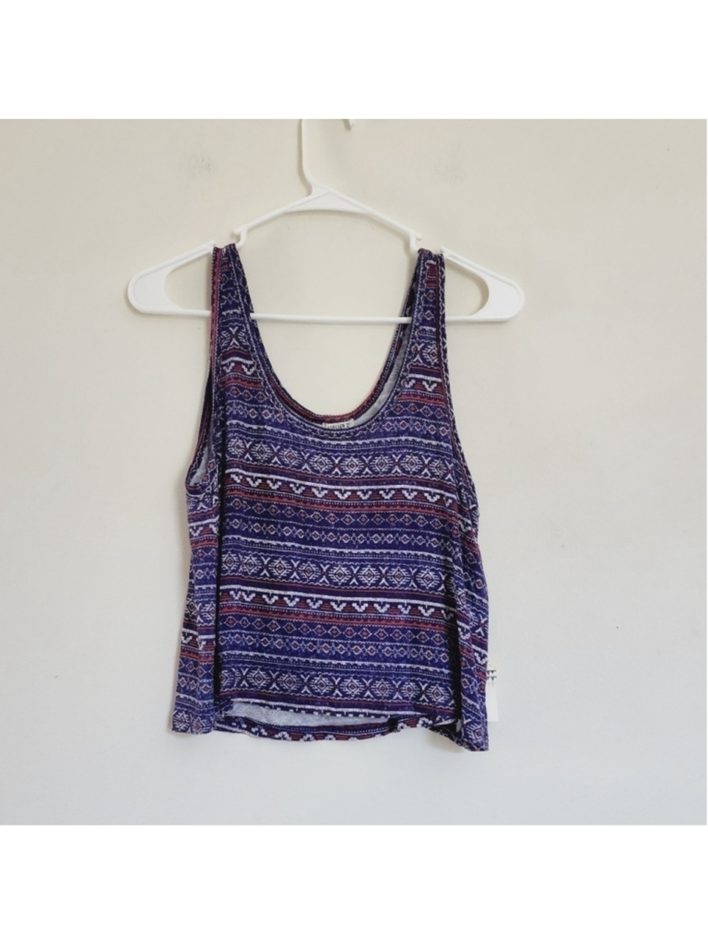 Forever 21 flowy fit tank top in Royal/ Multi colors size medium NWT